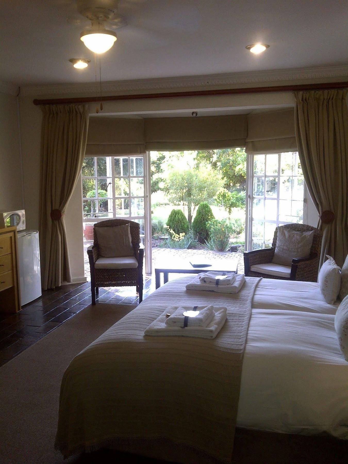 Amoris Guest House-Lynnwood Pretoria-Noord Extérieur photo